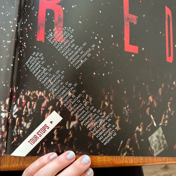 Red Tour Concert Book - Picture 3 of 6